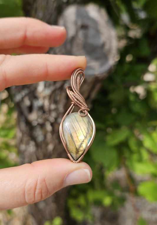 Rainbow Labradorite Pendant #8